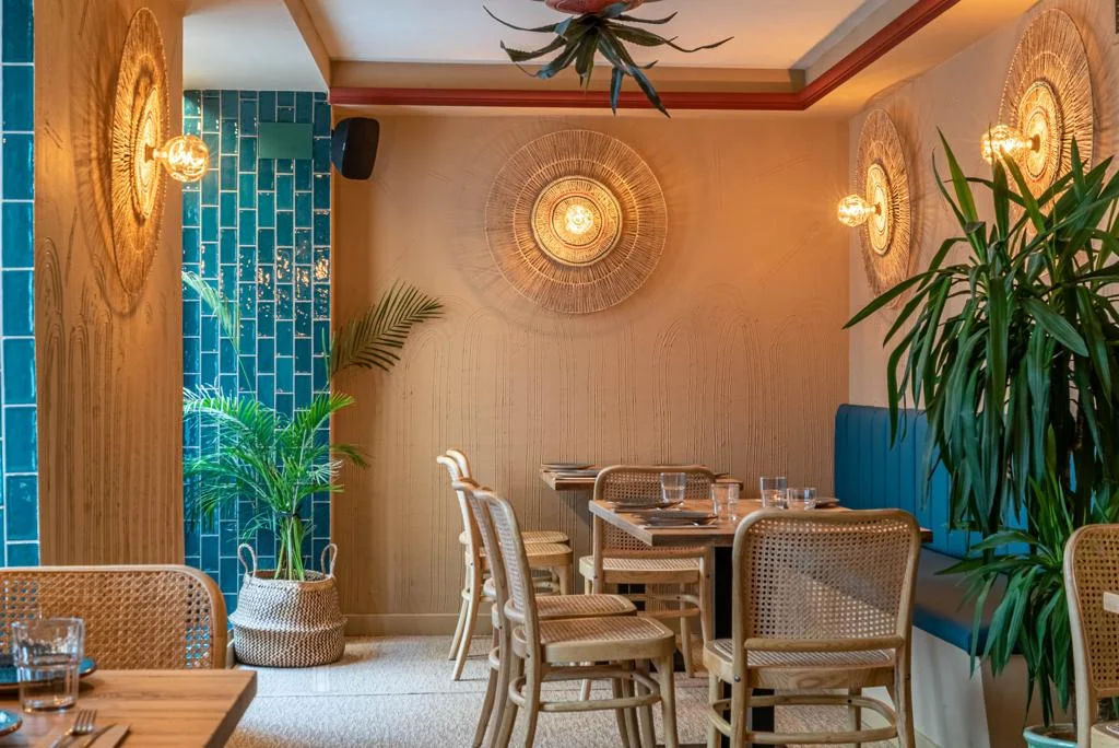 Tapizado de sofá para hostelería en diferentes tejidos y colores